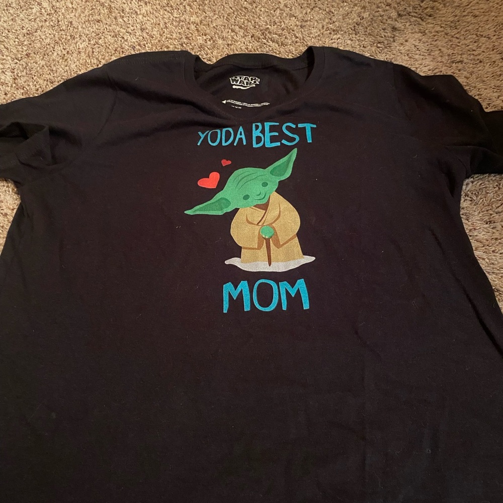 Star Wars shirt Yoda Best Mom size M